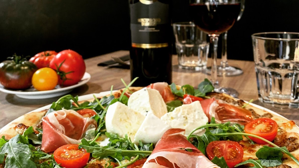 Sapaudia Pizzeria - photo 2